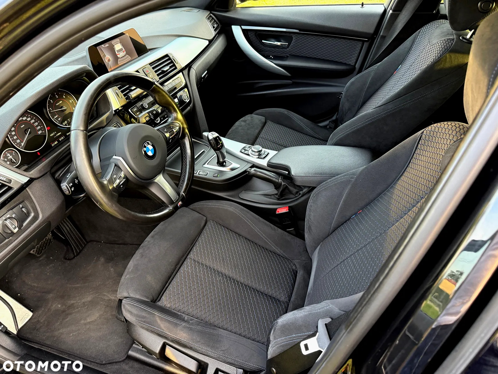 BMW Seria 3 318d M Sport Shadow - 35