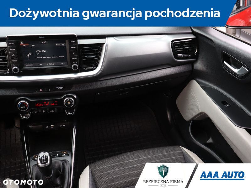 Kia Stonic - 10