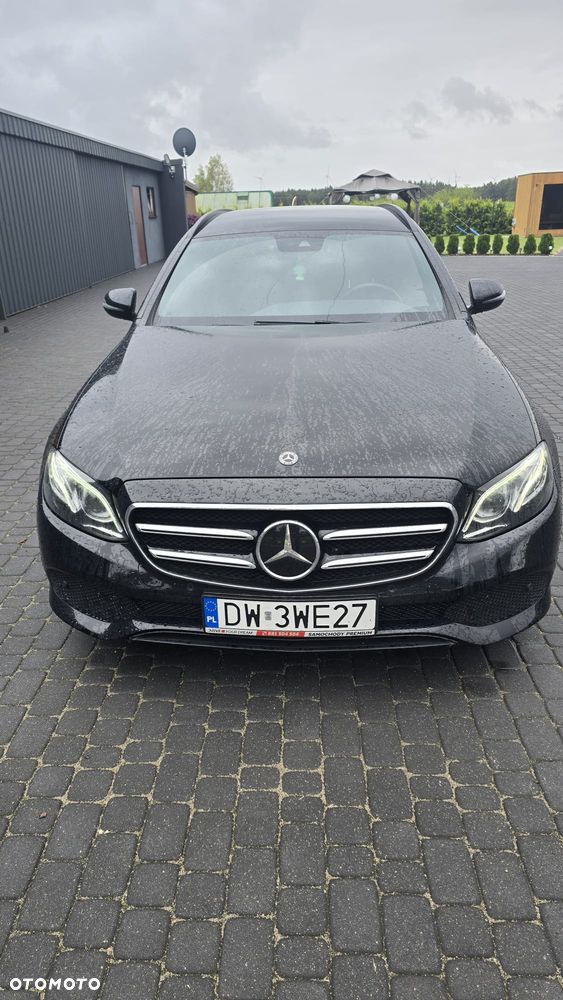 Mercedes-Benz Klasa E 220 d 4-Matic Avantgarde - 2