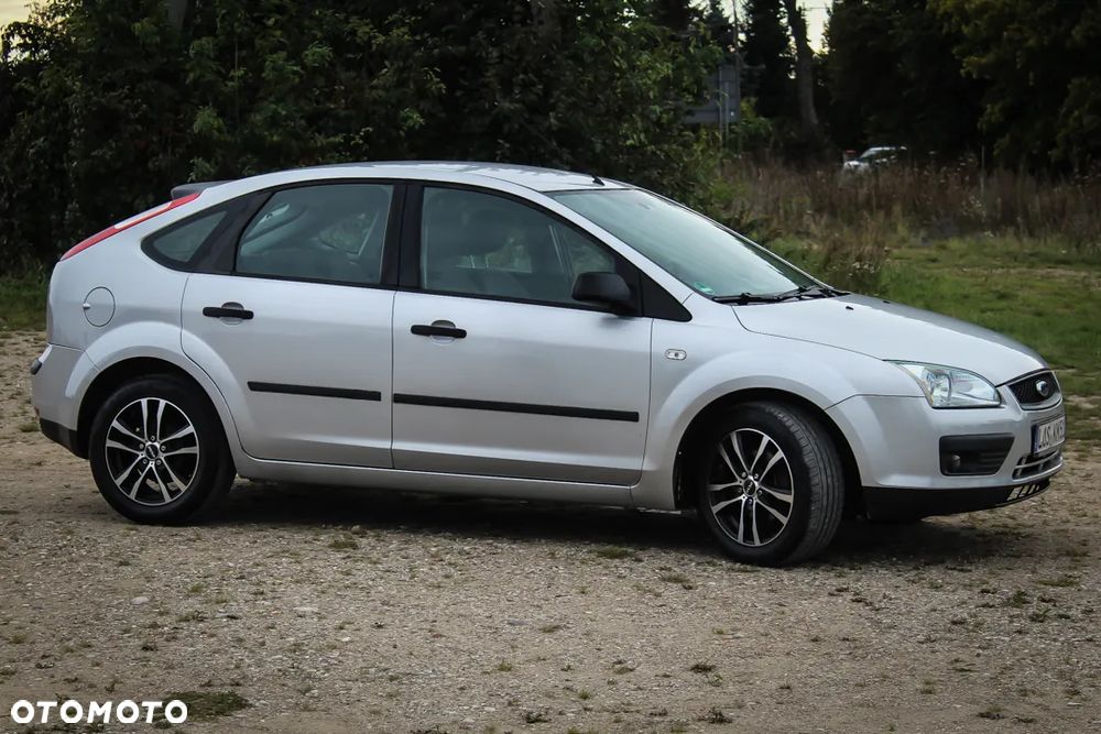 Ford Focus 1.6 Comfort - 5