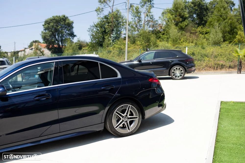 Mercedes-Benz C 300 e AMG Line - 24