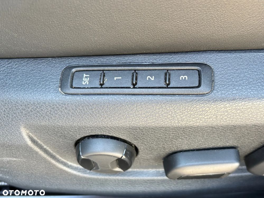 Skoda Superb 2.0 TSI 4x4 Sportline DSG - 30