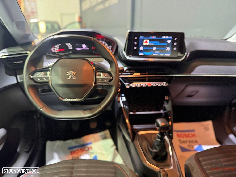 Peugeot 208 1.2 PureTech Active Pack - 19