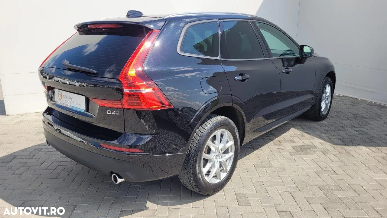 Volvo XC 60 D4 AWD Momentum - 3