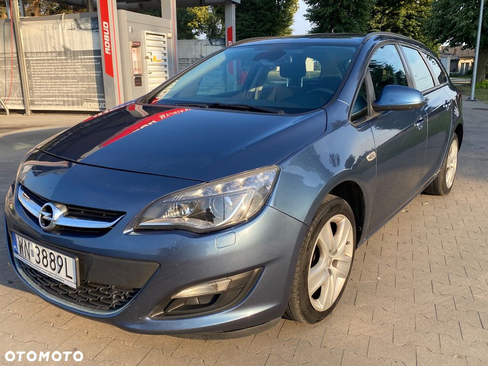 Opel Astra 1.6 CDTI Cosmo - 4