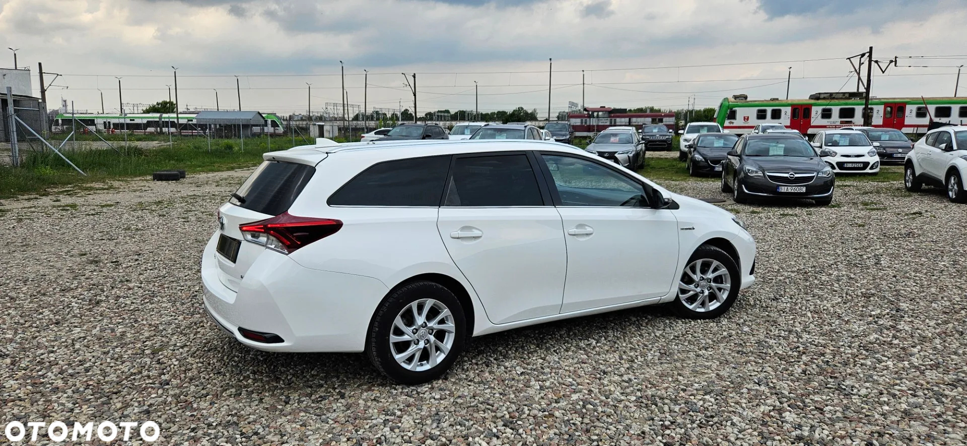 Toyota Auris 1.8 VVT-i Hybrid Automatik Comfort - 10