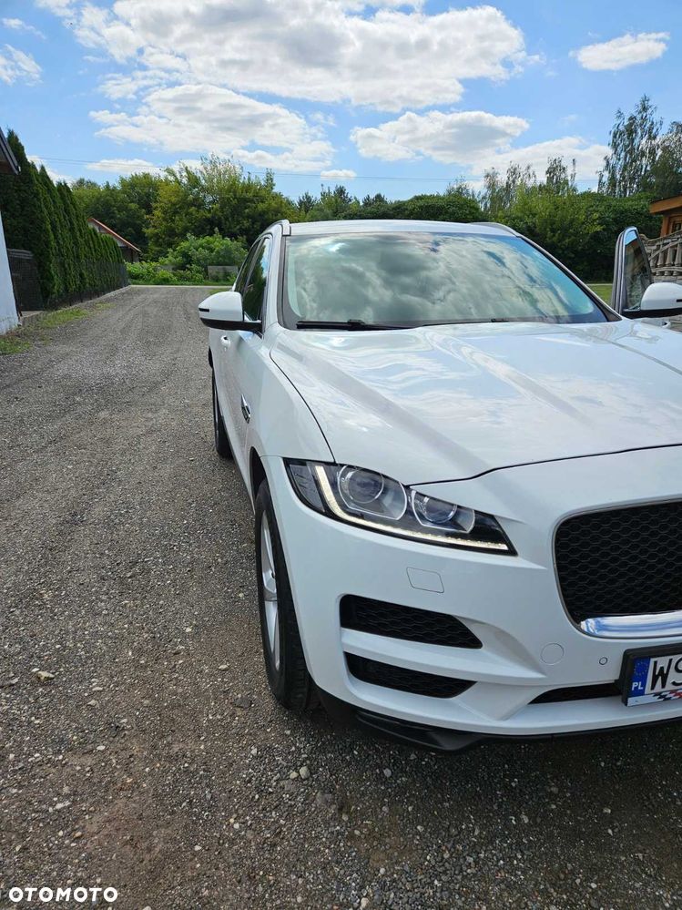 Jaguar F-Pace - 3