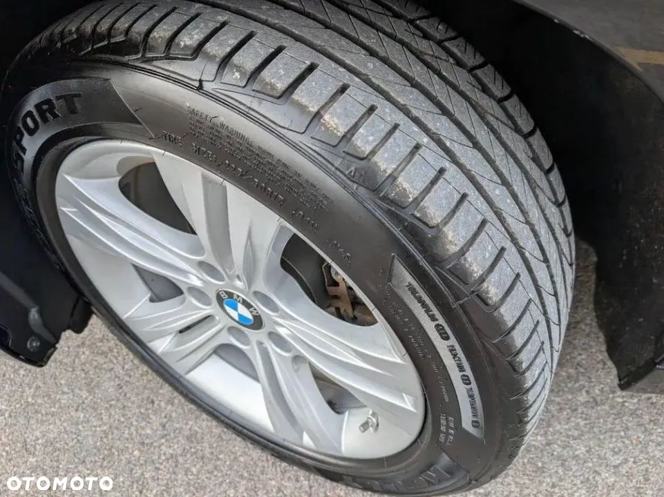 BMW Seria 3 330i GPF Sport Line Shadow - 25