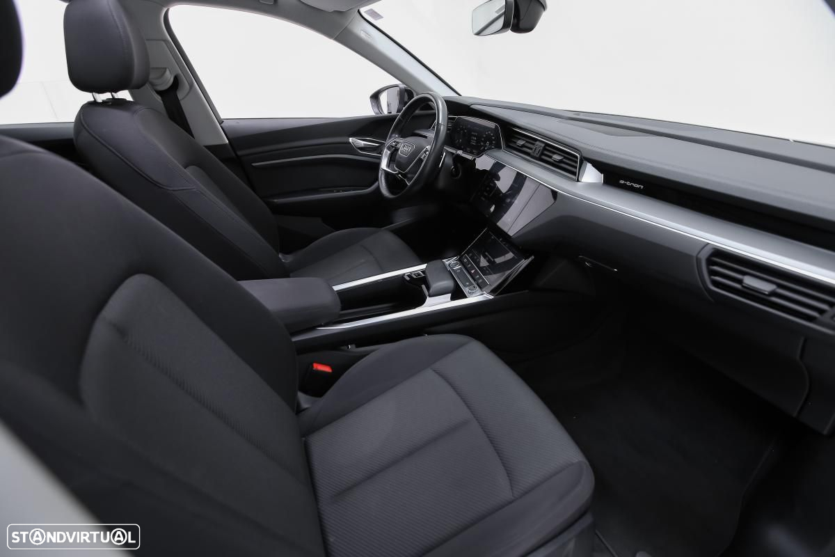 Audi e-tron 55 quattro - 9
