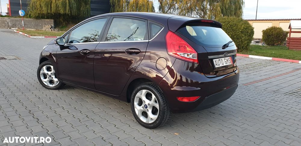 Ford Fiesta 1.25i Titanium - 3