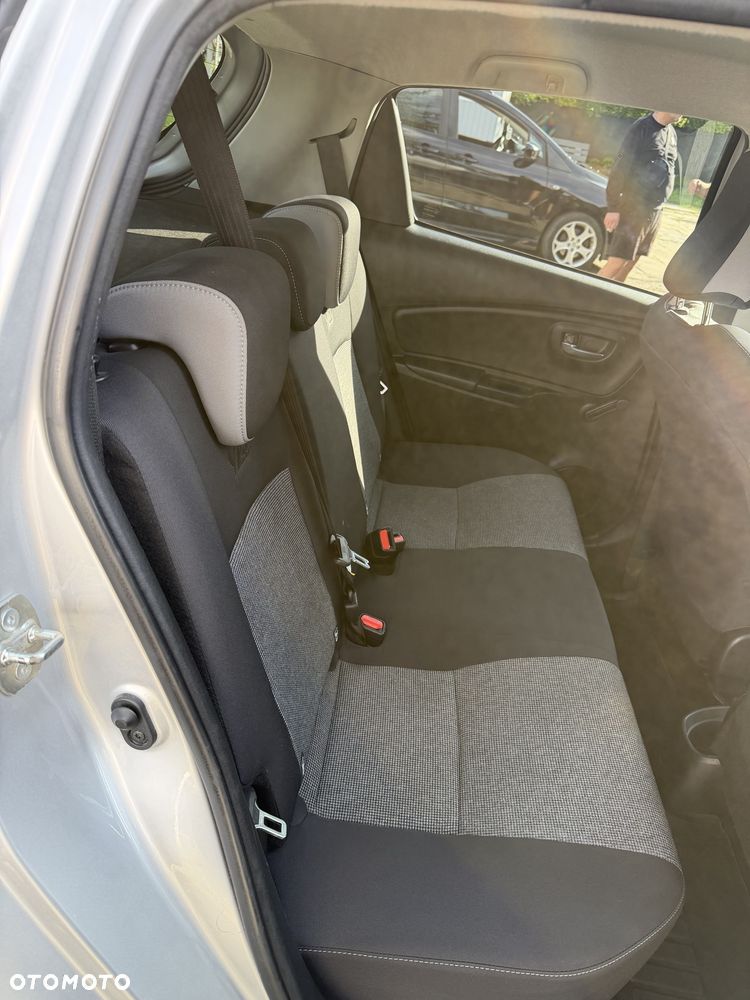 Toyota Yaris 1.5 20th Anniversary - 7