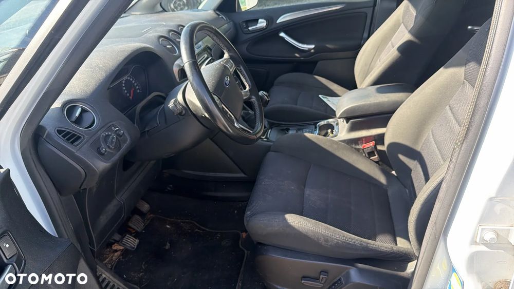 Ford S-Max 2.2 TDCi DPF Trend - 17