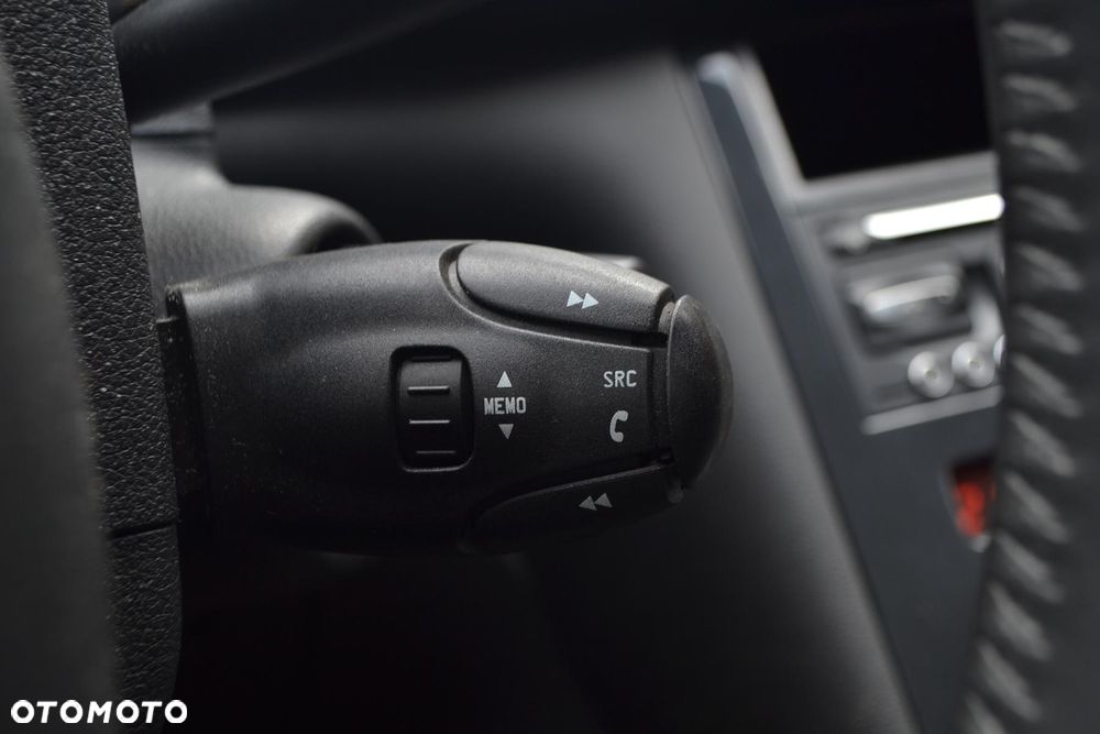 Peugeot 3008 HDi FAP 110 Premium - 28