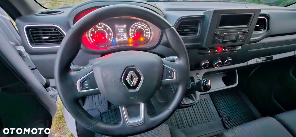 Renault Master - 10