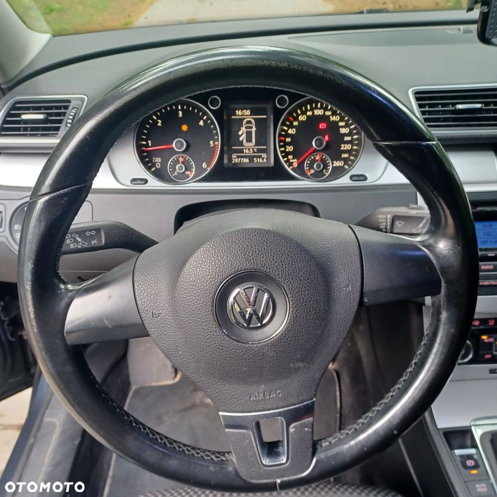 Volkswagen Passat 1.6 TDI Trendline - 9
