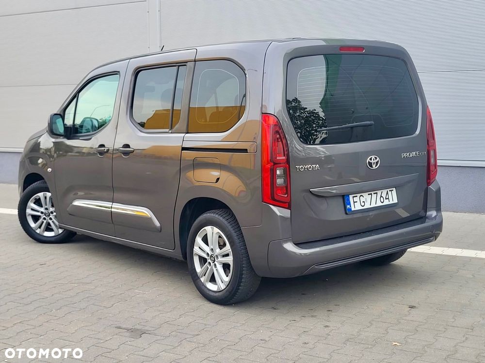 Toyota Proace City Verso 1.5 D-4D Family - 13