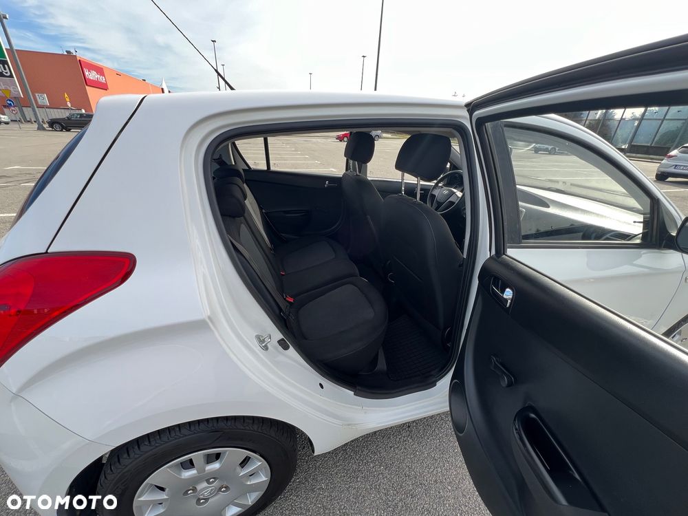 Hyundai i20 1.1 CRDi BlueDrive Classic + - 19
