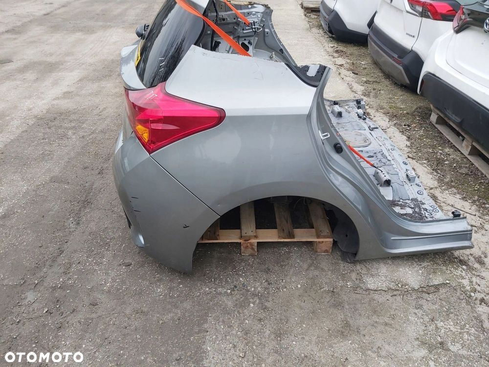 Toyota Auris II tył ćwiartka pas tylny zderzak klapa Hatchback HB - 13