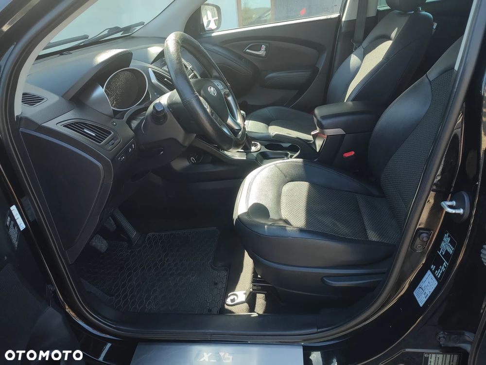 Hyundai ix35 2.0 CRDi Premium 2WD - 8