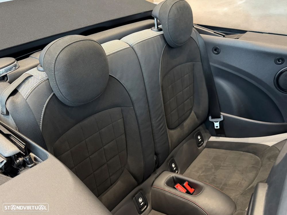 MINI Cabrio Cooper Auto - 15