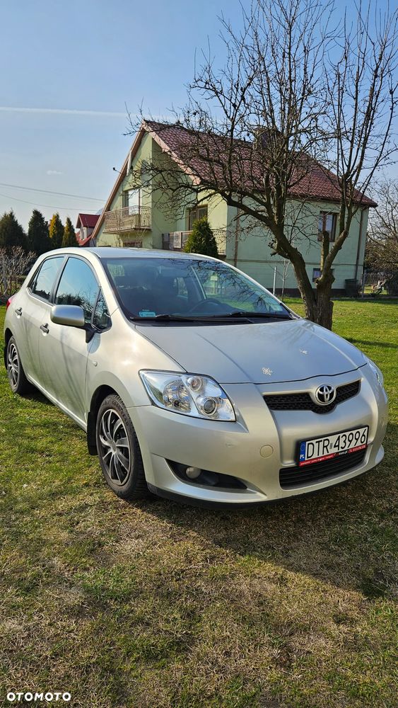 Toyota Auris 1.4 D-4D Luna - 5