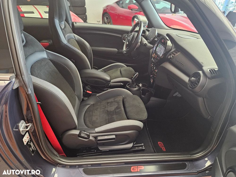 Mini John Cooper Works - 14