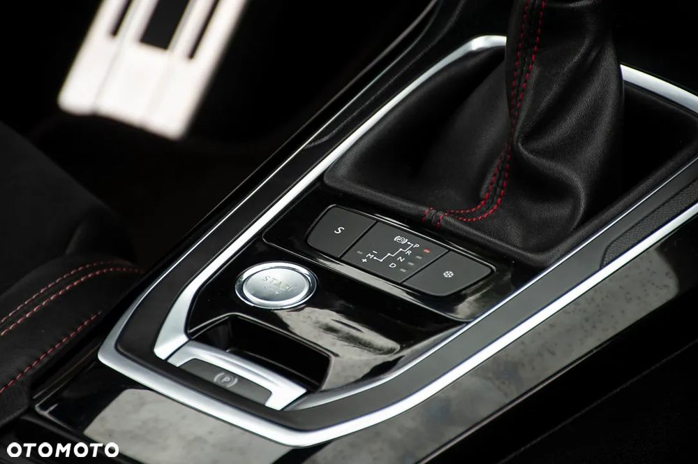 Peugeot 308 BlueHDi 150 EAT6 Stop & Start GT-Line Edition - 23