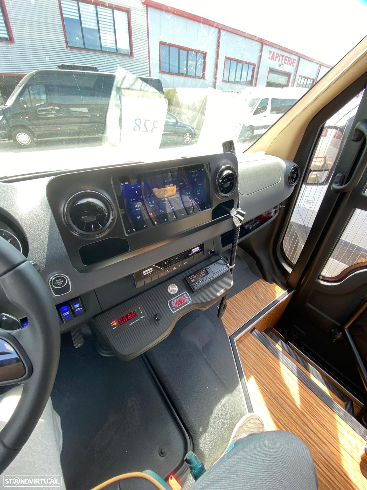 Mercedes Benz Sprinter 519 - 43