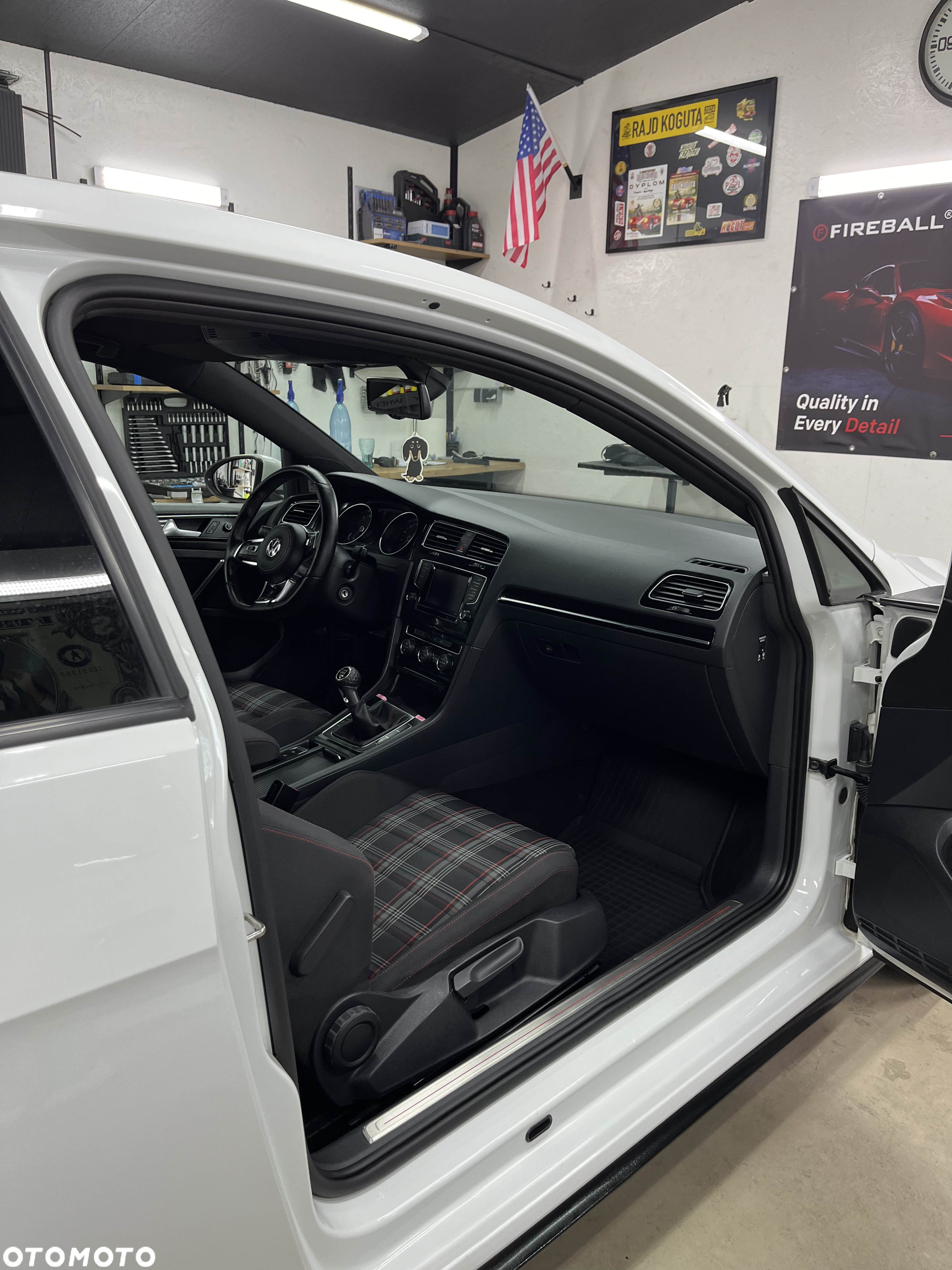 Volkswagen Golf VII 2.0 TSI BMT GTI Performance - 11