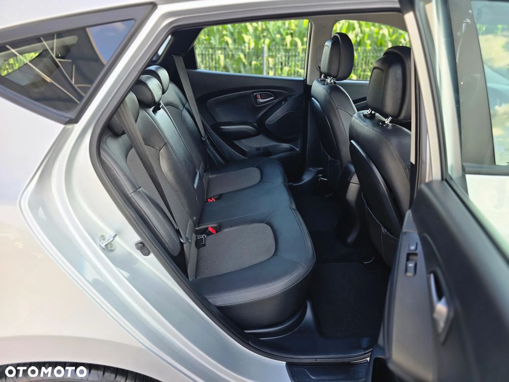 Hyundai ix35 1.6 2WD blue Style - 14