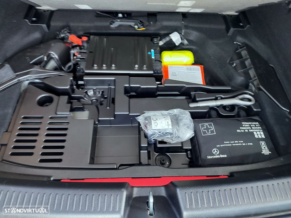 Mercedes-Benz A 200 Style Plus Aut. - 31