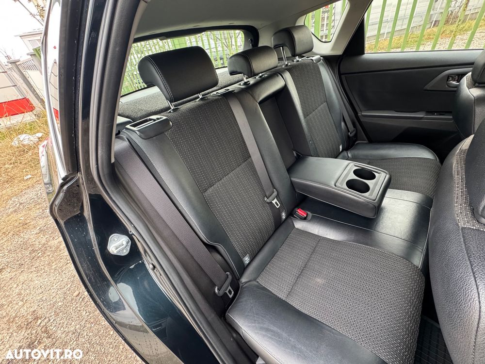 Toyota Auris 1.8 VVT-i Hybrid Automatik Cool - 19