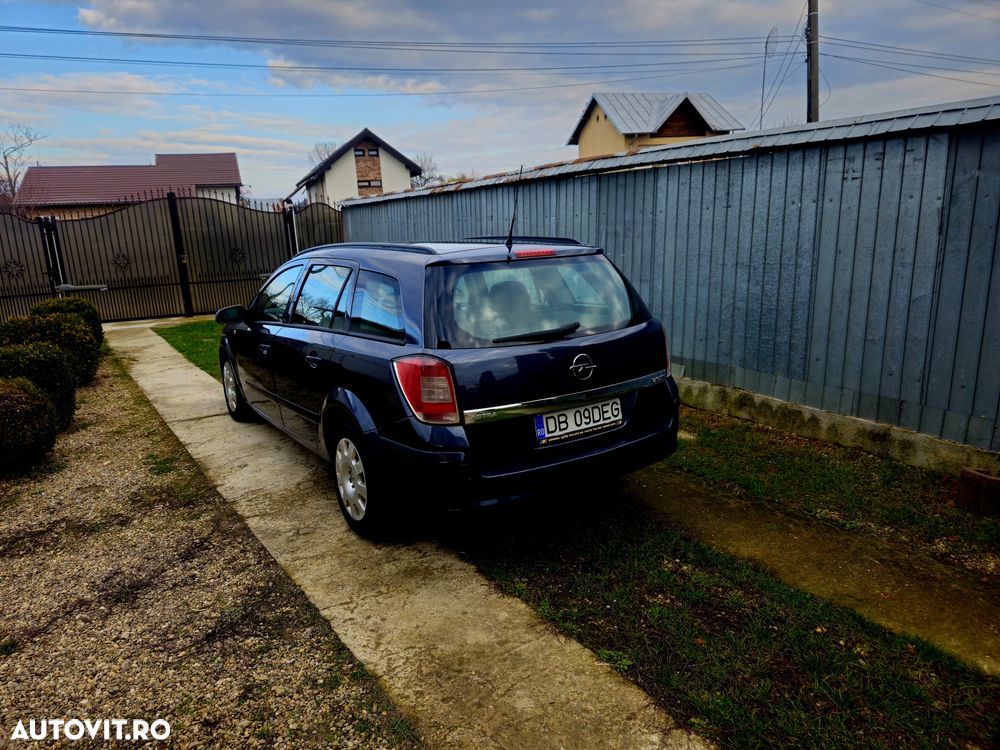 Opel Astra 1.7 CDTI Caravan DPF (119g) Edition - 9