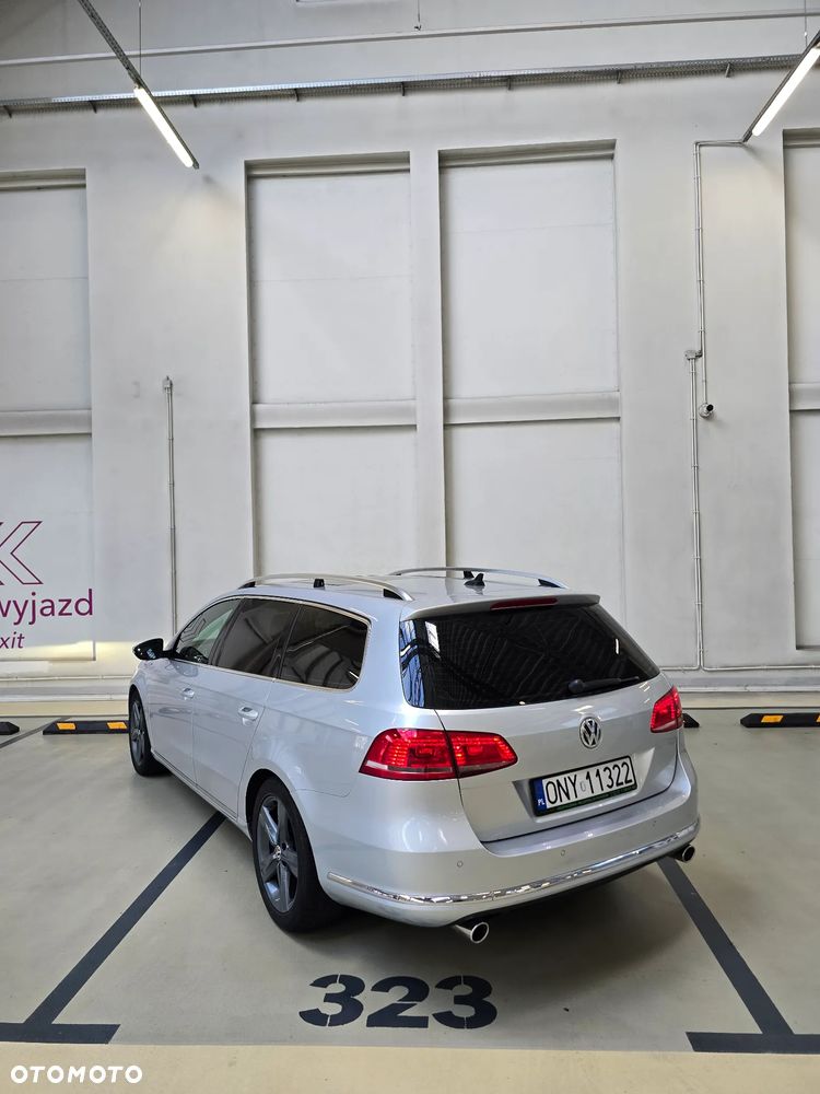 Volkswagen Passat 2.0 TDI Highline DSG - 10
