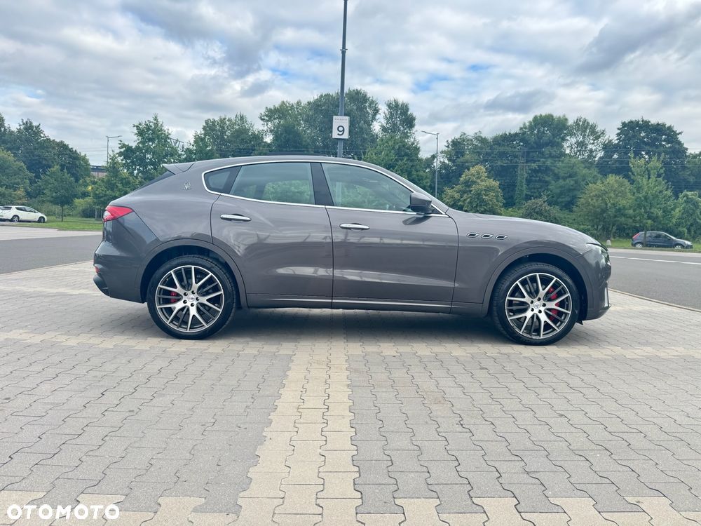 Maserati Levante - 21