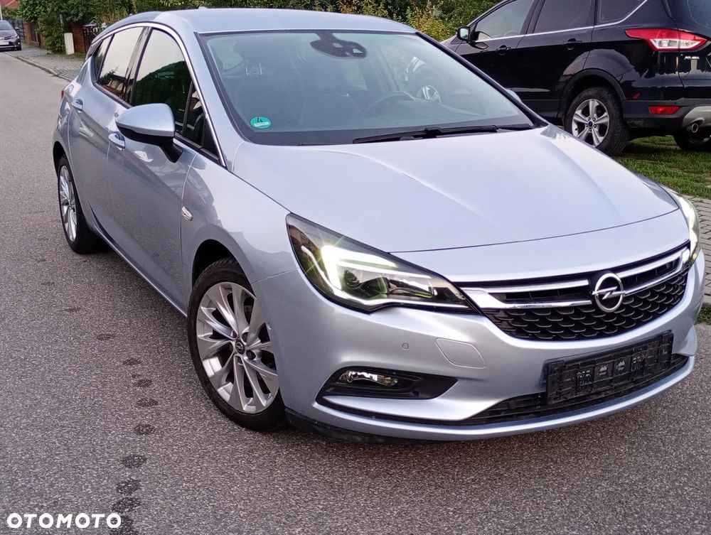 Opel Astra 1.4 T Dynamic S&S - 10