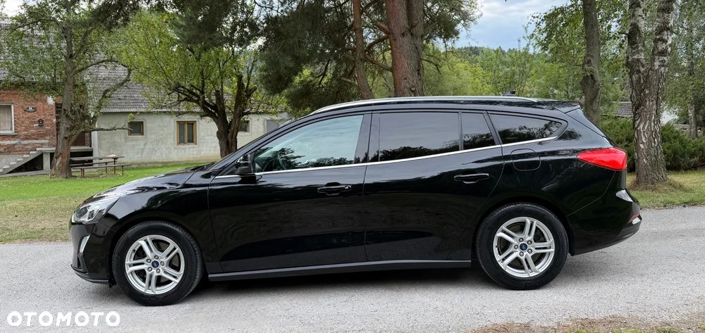 Ford Focus 1.0 EcoBoost Gold X (Trend) - 12