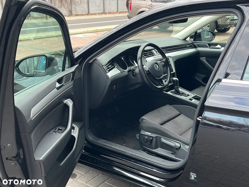 Volkswagen Passat 1.8 TSI BMT Comfortline DSG - 11