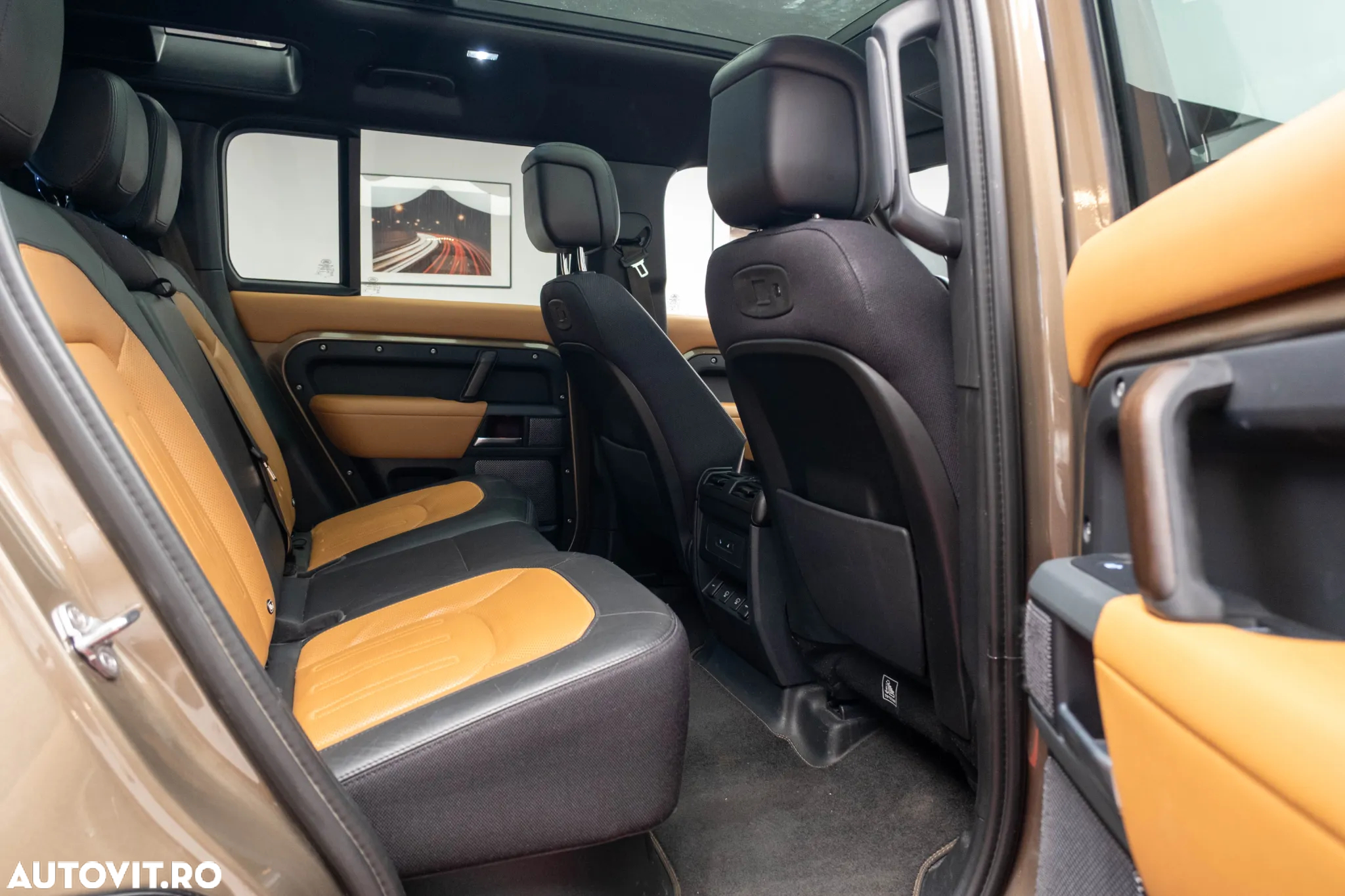Land Rover Defender 110 3.0P 400 MHEV - 29