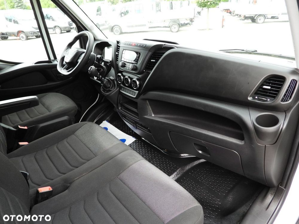 Iveco DAILY 35C16 KONTENER WINDA 8 PALET TEMPOMAT BLIŹNIACZE KOŁA KLIMATYZACJA  160KM - 37