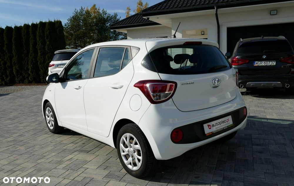 Hyundai i10 - 11