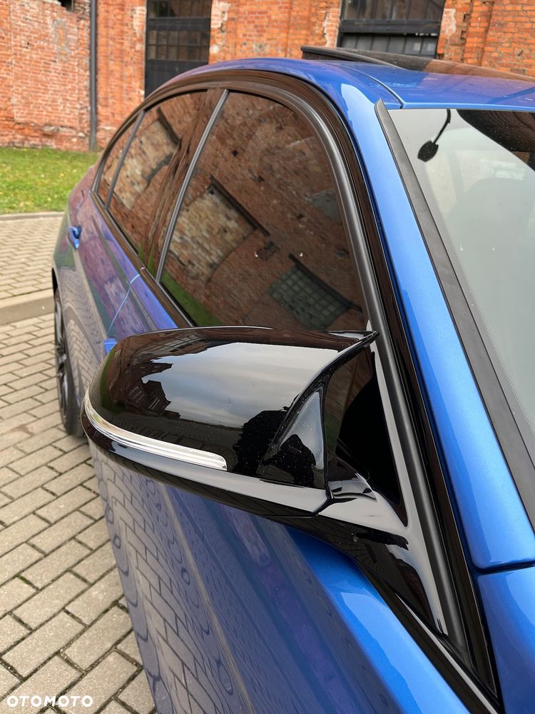 BMW Seria 3 335xi - 13