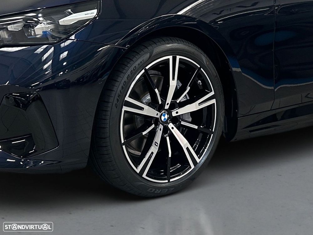 BMW i5 eDrive40 Pack Desportivo M - 4