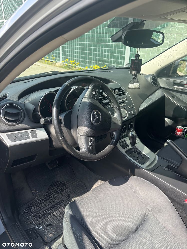 Mazda 3 2.0 Exclusive + - 7