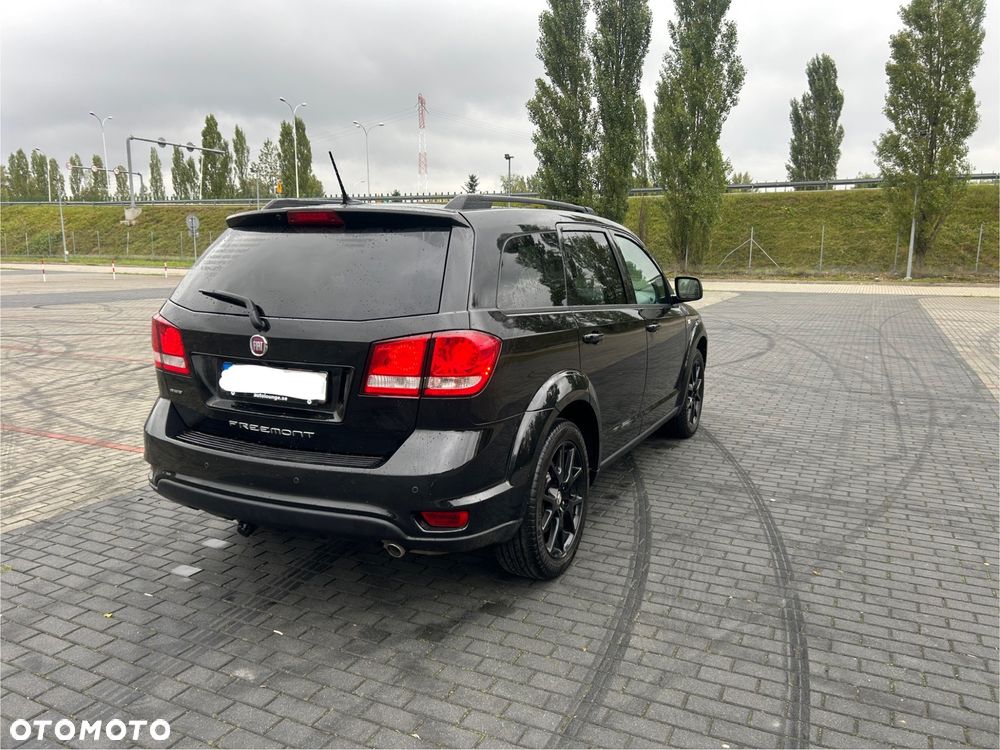 Fiat Freemont 2.0 Multijet Black Code AWD - 14