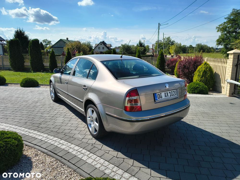 Skoda Superb 1.8 Turbo - 10