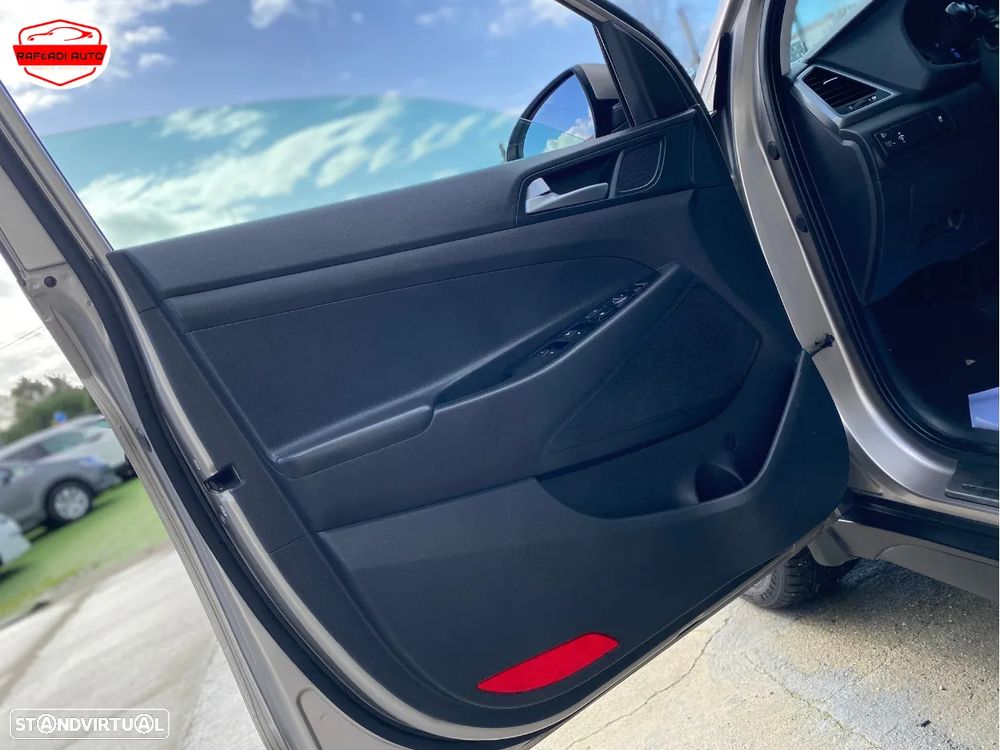 Hyundai Tucson 1.7 CRDi Premium DCT - 13