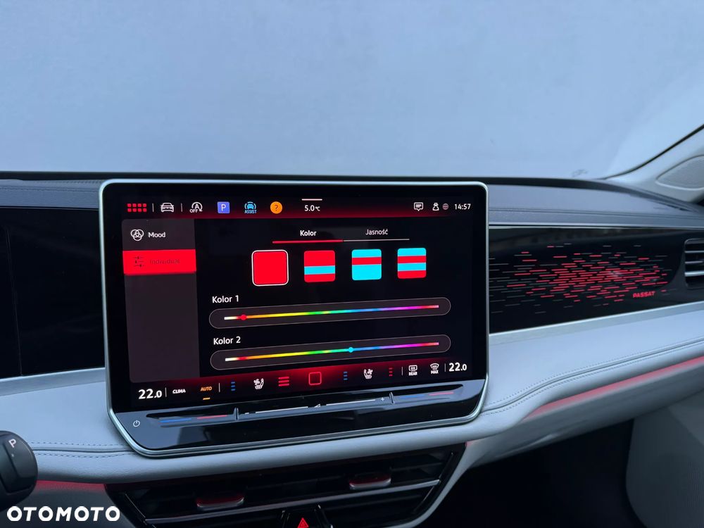 Volkswagen Passat 2.0 TDI SCR Elegance DSG - 22