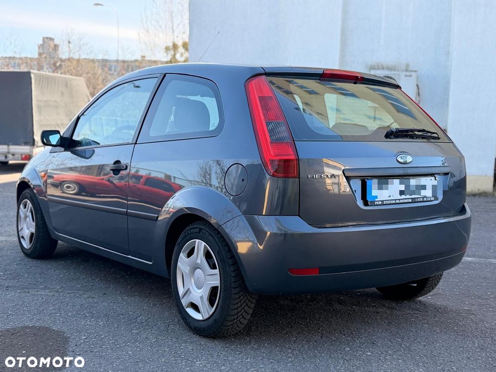 Ford Fiesta - 4