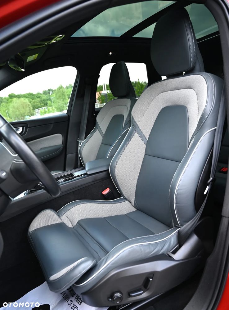 Volvo XC 60 - 32